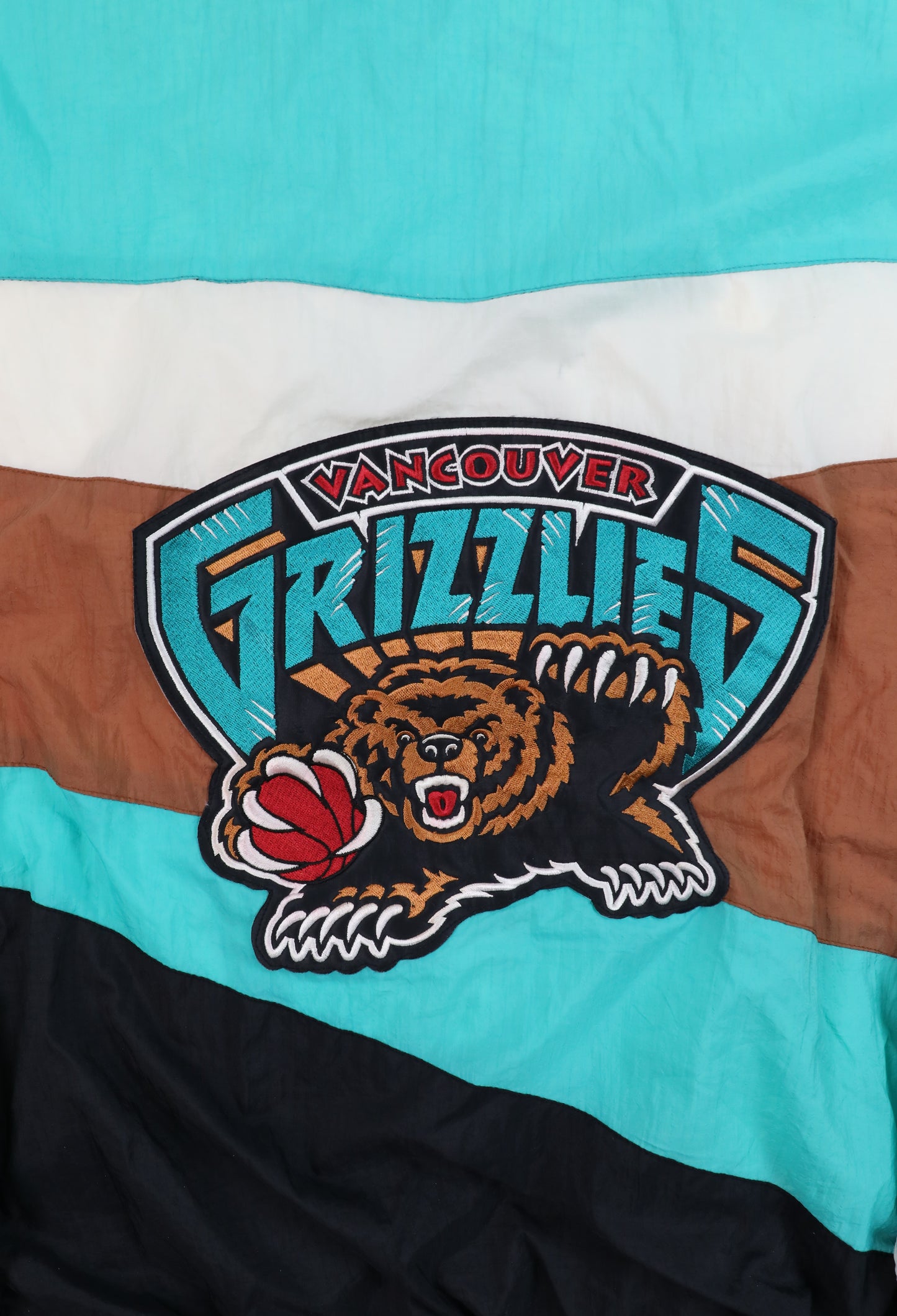 90's NBA Vancouver Grizzlies Windbreaker