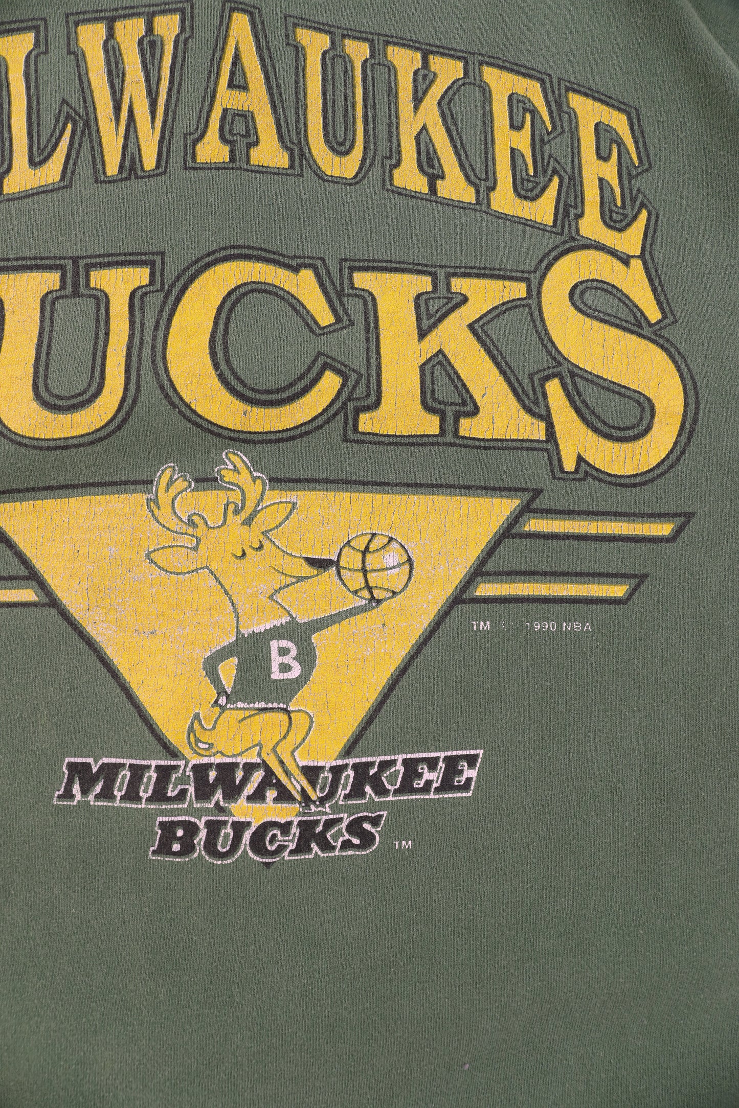 1990 LOGO7 NBA Milwaukee Bucks Graphic Tee