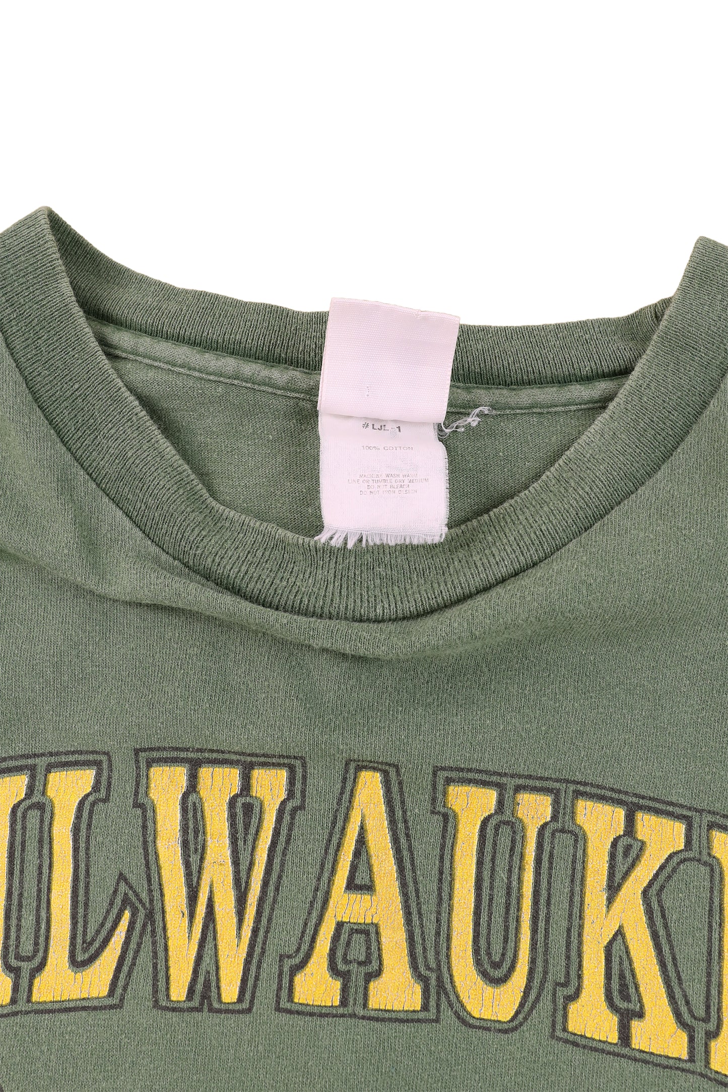 1990 LOGO7 NBA Milwaukee Bucks Graphic Tee