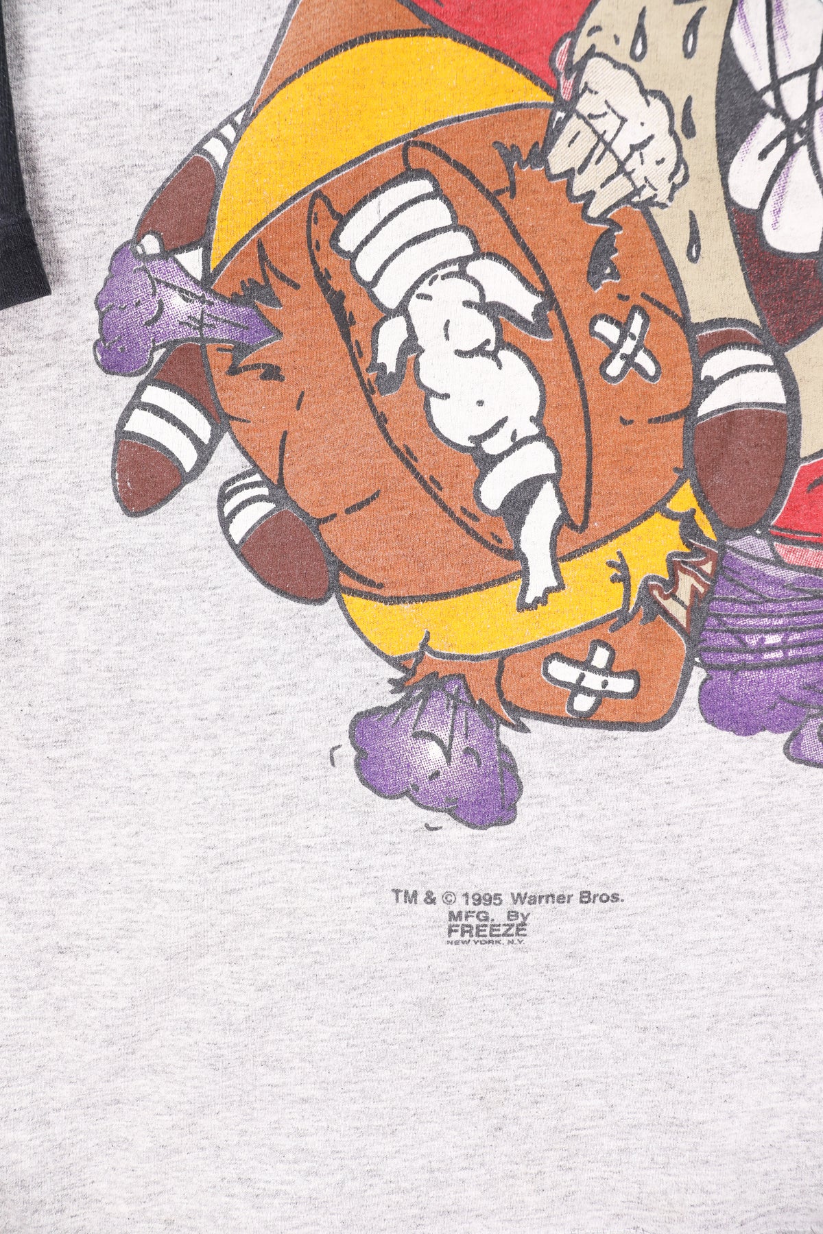 1995 Looney Tunes "Go Long" Taz Football Tee