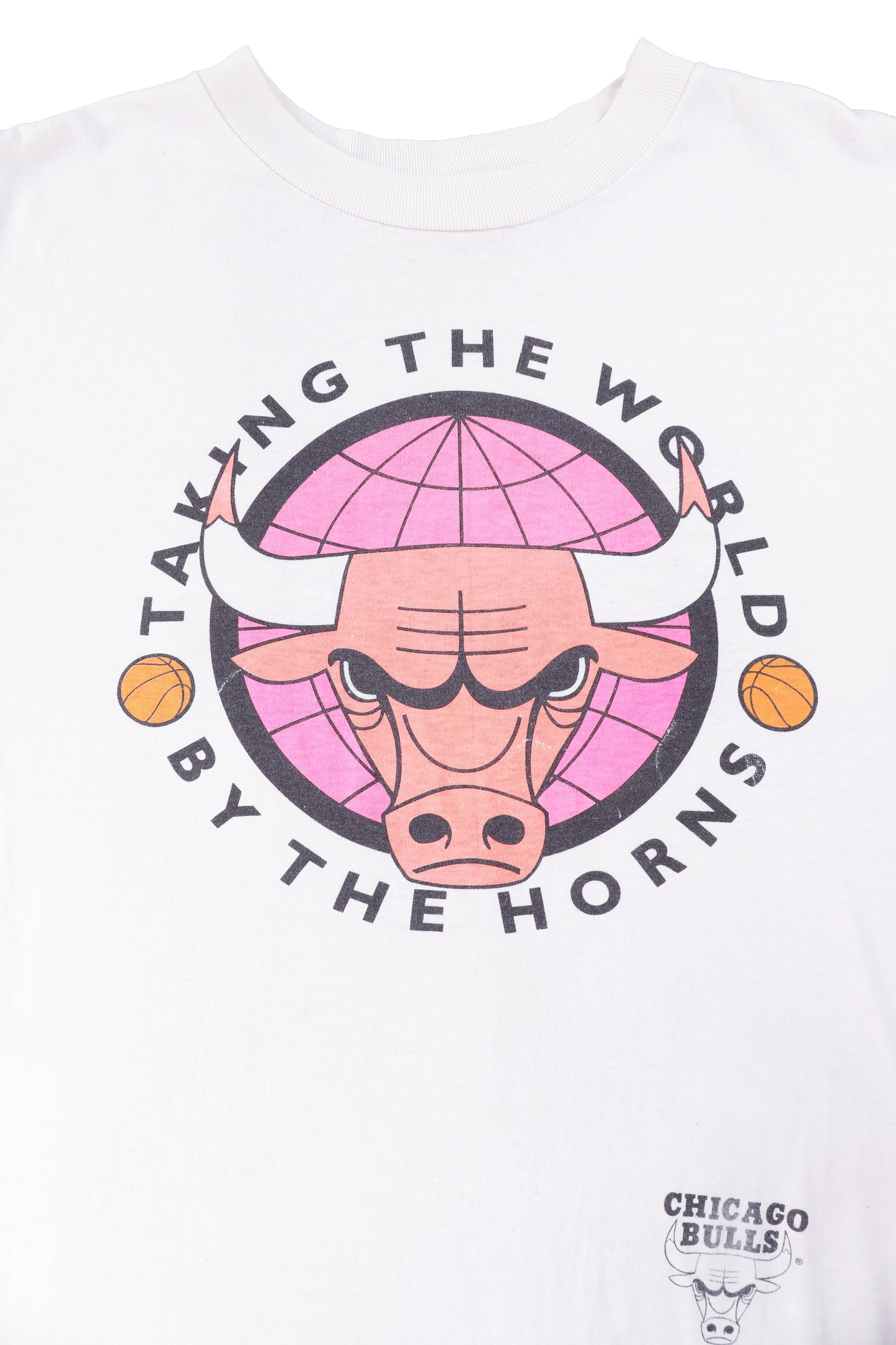 90's NBA Chicago Bulls "Talking The World By The Horns" Tee