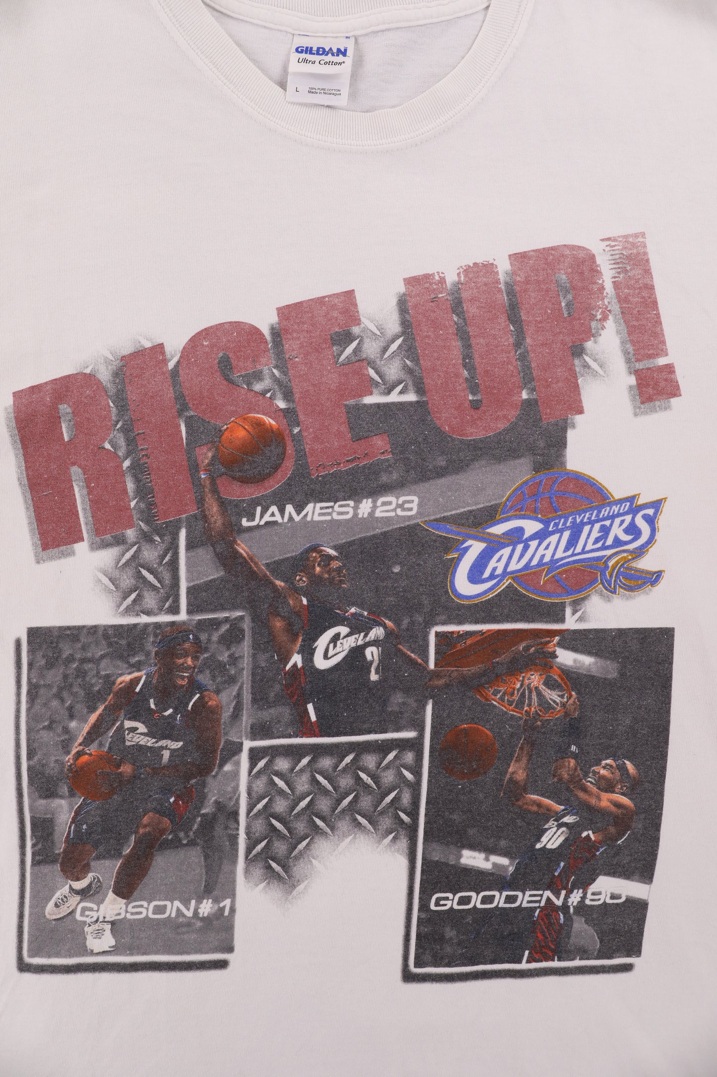 Vintage Cleveland Cavailers Rise Up Graphic Tee